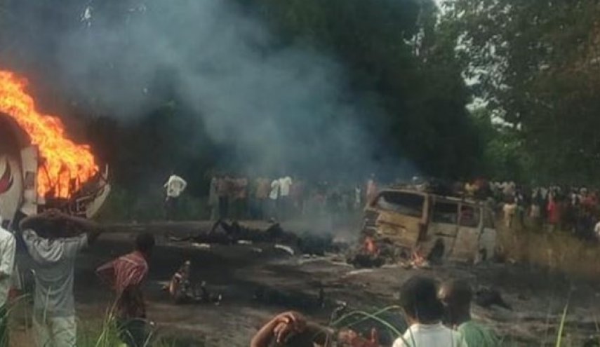 120 کشته و زخمی در انفجار تانکر نفت در نیجریه
