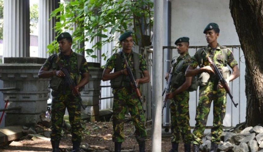 القبض على وزير الدفاع والمفتش العام للشرطة السابقين في سريلانكا
