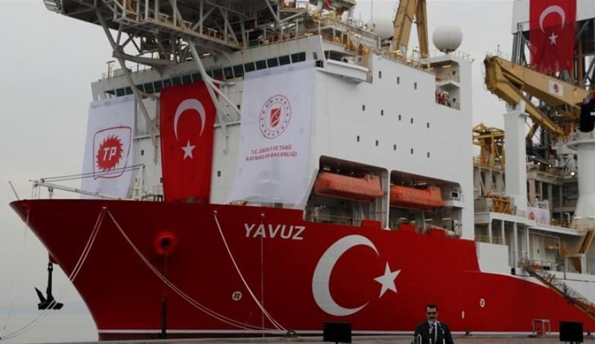 ترکیه حفاری برای نفت و گاز در قبرس را قانونی می داند