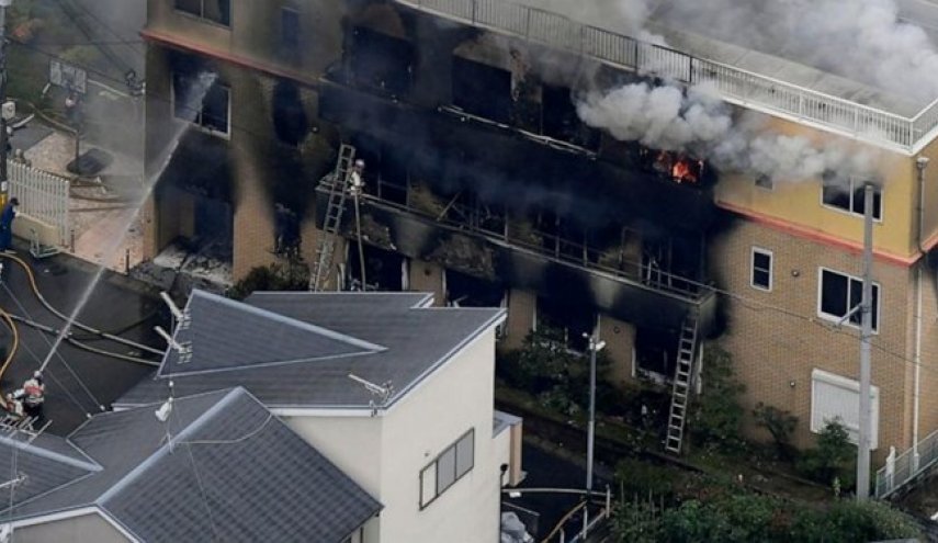 آتش‌‌سوزی عمدی در شرکتی در ژاپن ده‌ها کشته و زخمی بر جای گذاشت