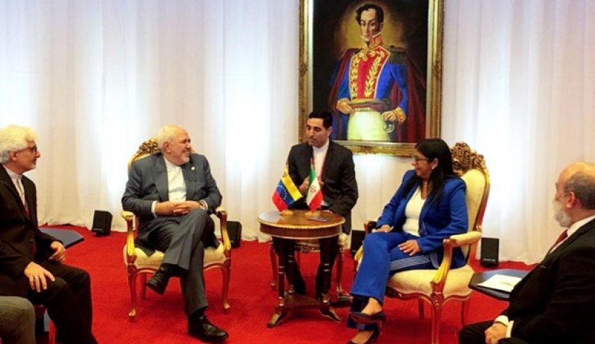 ظریف با معاون اول رئیس جمهور ونزوئلا دیدار و گفتگو کرد
