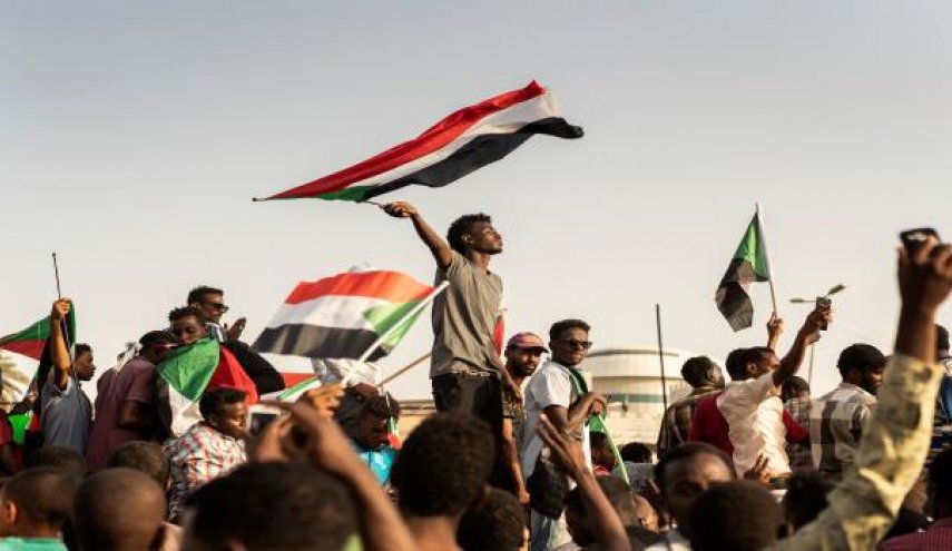 السودان... لجنة التحقيق بفض اعتصام الخرطوم تسلم نتائج تحقيقها اليوم
