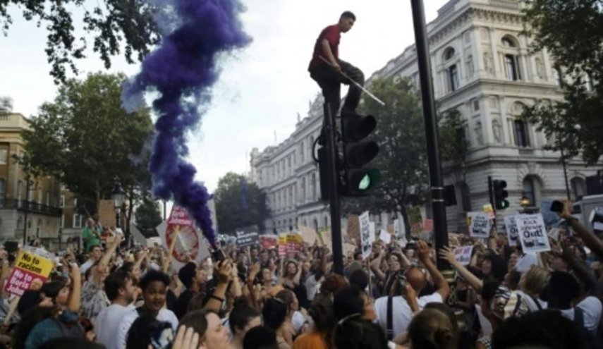 تظاهرة ضدرئيس الوزراء الجديد في لندن: 'اللعنة على بوريس'!
