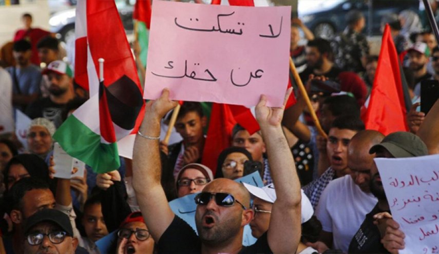 'حماس' تؤكد استمرار رفضها إجراءات وزير العمل اللبناني 