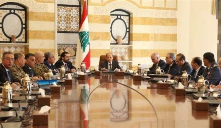 رئيس الوزراء اللبناني لا يستقيل ولا يدعو إلى جلسة!