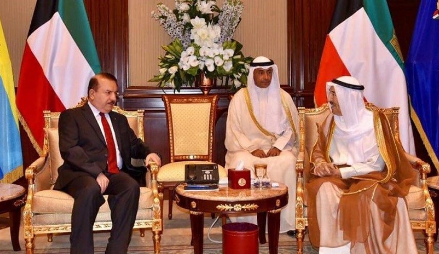 أمير الكويت يلتقى وزير الداخلية العراقي