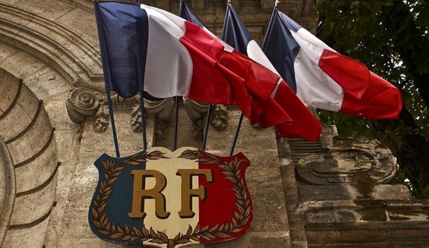 فرنسا تعارض فرض الحظر الاميركي على ظريف