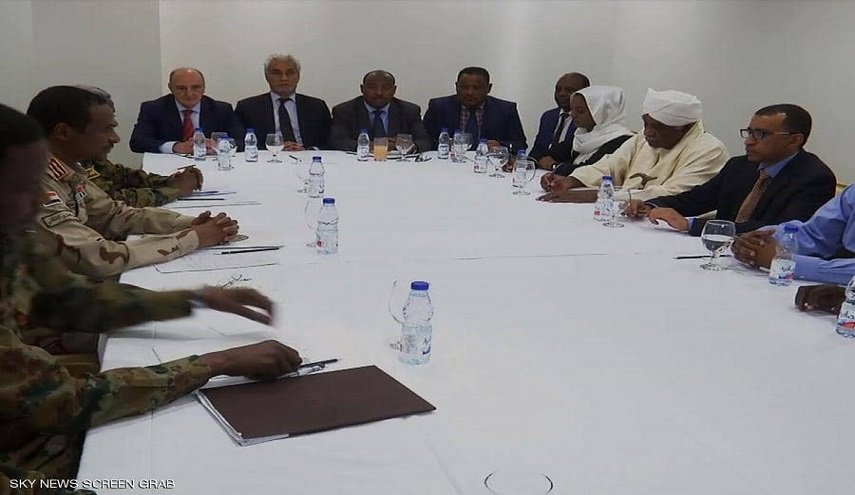 السودان: الاتفاق على غالبية بنود الإعلان الدستوري بين 