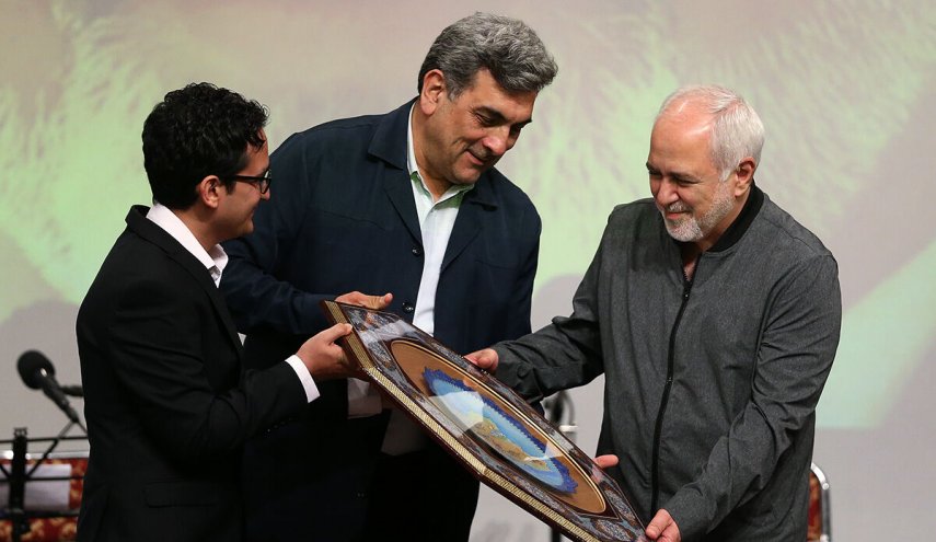 ظریف: افتخار می‌کنم که به خاطر مردم ایران تحریم شدم
