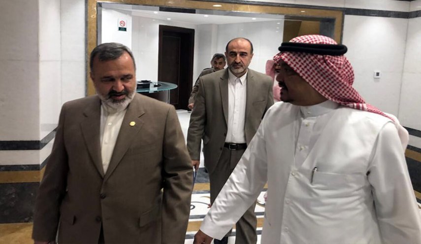 رئيس منظمة الحج الايرانية يلتقي وزير الحج السعودي