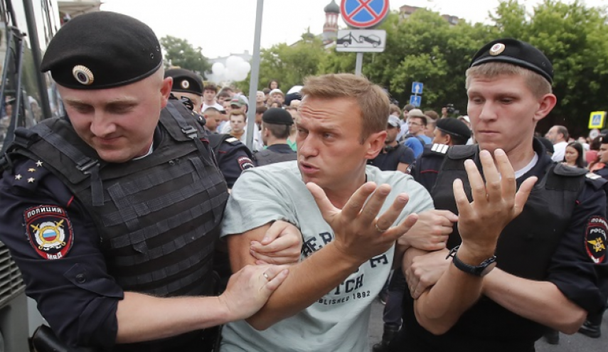 موسكو تلقي القبض على 30 شخصا في مظاهرات بدون ترخيص