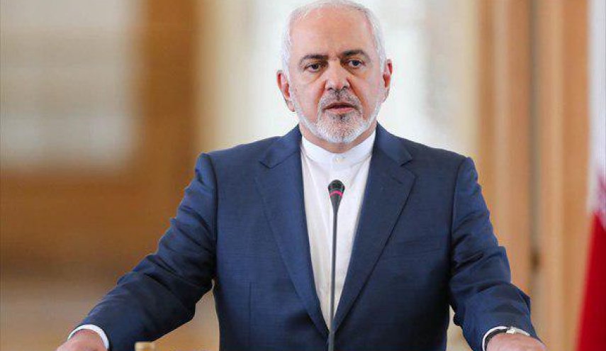 ظریف: آمریکا، ایران را با نوکرانش اشتباه گرفته است