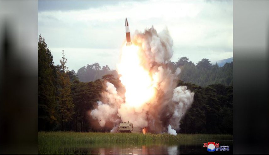 الزعيم الكوري الشمالي يشرف مجددًا على اختبار سلاح جديد    