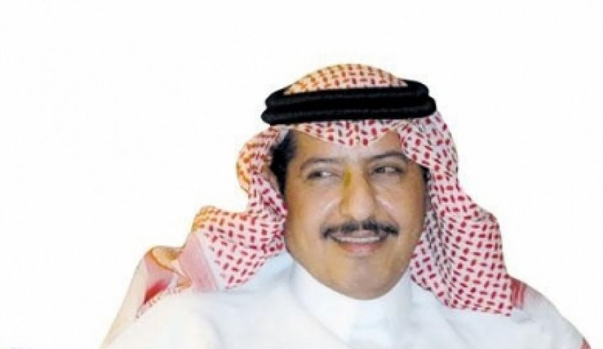 كاتب سعودي يسيئ للقطريات بسبب القاعدة التركية