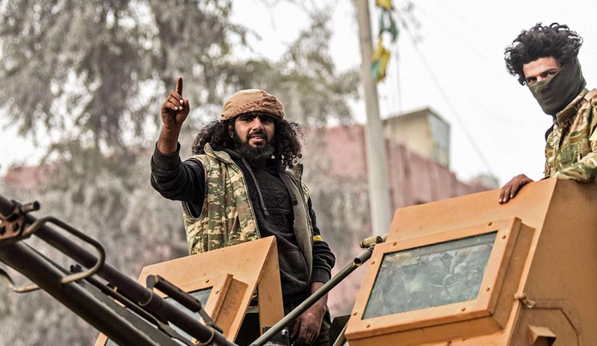 'جيش إدلب الحر' يحمل 'الجولاني' مسؤولية الهزائم في ادلب