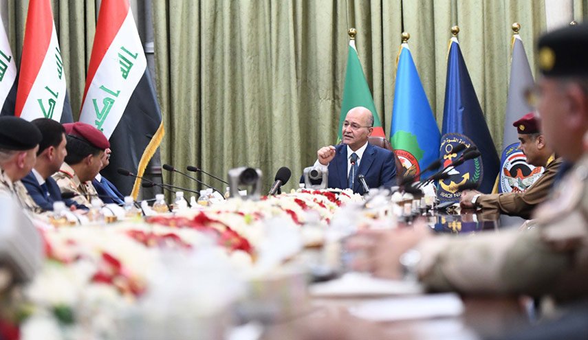الرئيس العراقي يشيد بتضحيات المؤسسة العسكرية في البلاد