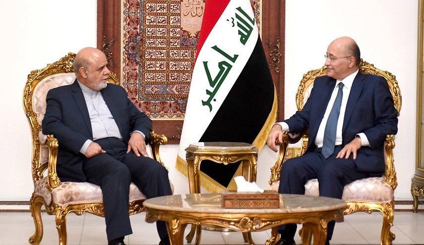 الرئيس العراقي برهم صالح يستقبل السفير الايراني في بغداد 