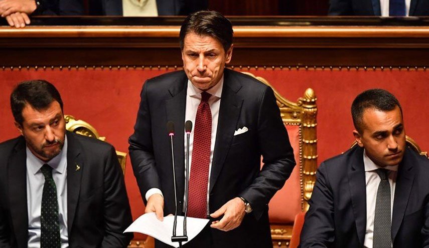 دولت ایتالیا سقوط کرد
