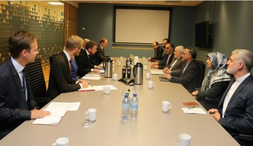 ظریف با وزیر صنعت، تجارت و شیلات نروژ ملاقات کرد