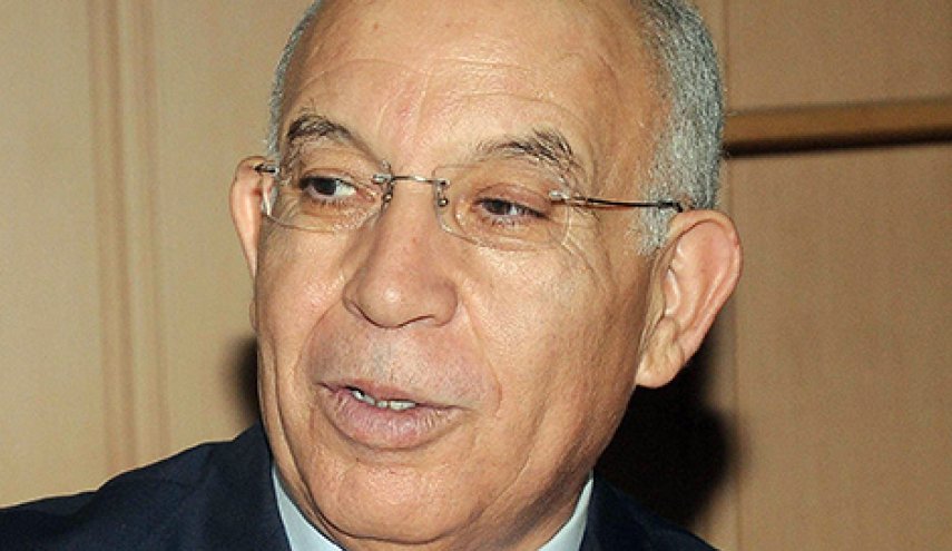 وزير جزائري سابق يشكك بقدرة السلطة تنظيم الانتخابات
