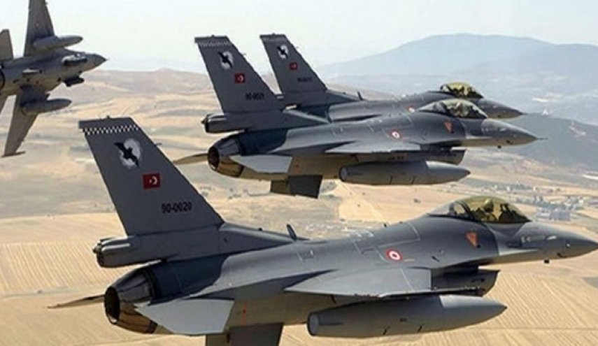 تركيا تعلن تحييد عناصر إرهابية بغارات جوية داخل وخارج البلاد
