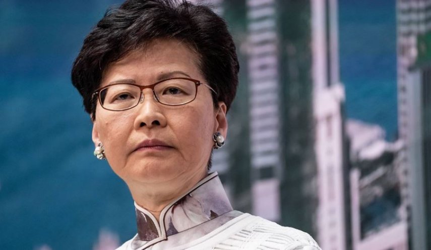 زعيمة هونغ كونغ تحذر من خطورة ازدياد العنف في الاحتجاجات المناهضة للحكومة

