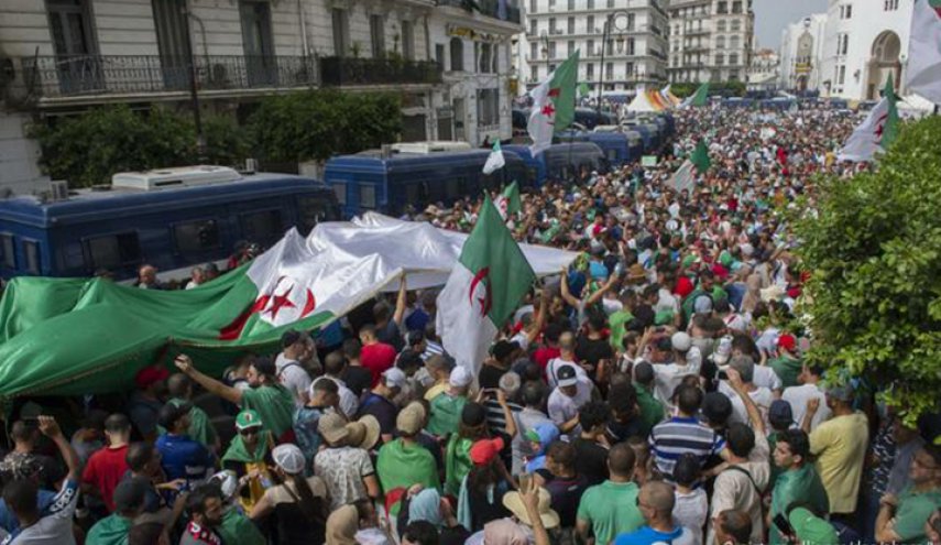 تواصل الاحتجاجات في الجزائر للأسبوع الـ28
