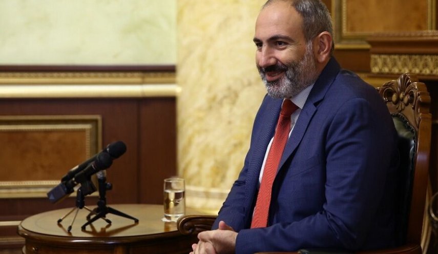 رئيس الوزراء الأرميني يوجه دعوة الى روحاني لزيارة يريفان