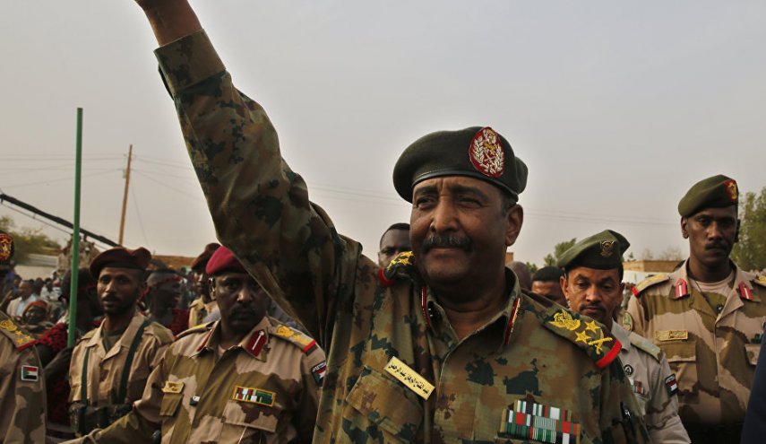 البرهان: القوات المسلحة السودانية ستبتعد عن السياسة 