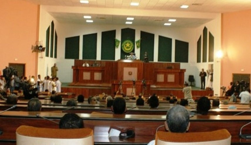 رئيس الجمعية الوطنية الموريتانية يطرد أحد النواب