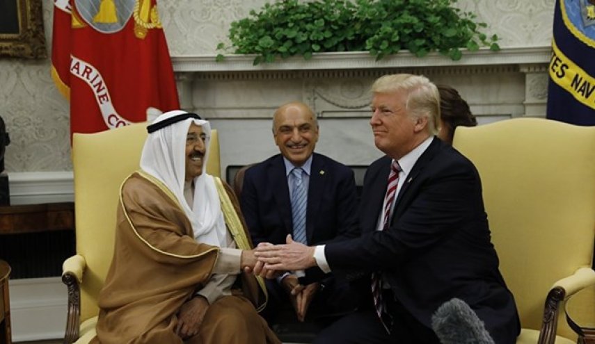 انتقال امیر کویت به بیمارستان، دیدارش با ترامپ را به تعویق انداخت
