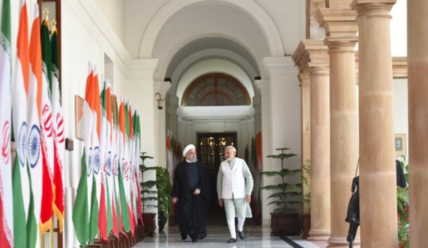 السفير الايراني بنيودلهي: لتستأنف الهند استيراد النفط من ايران