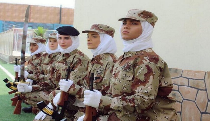 صور/ للمرة الأولى... عرض عسكري نسائي في السعودية 