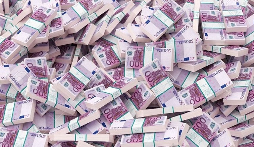 دولة أوروبية تملك أقذر أوراق نقدية في العالم