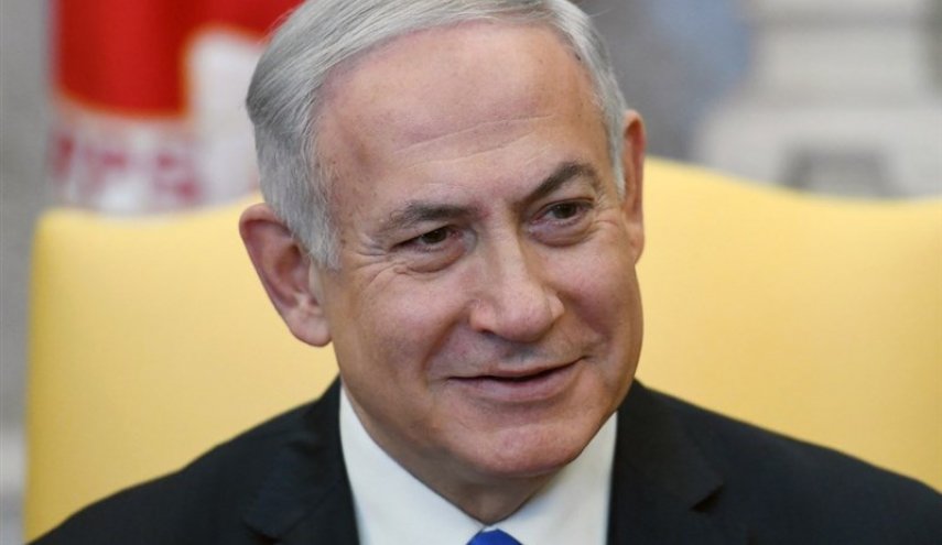 اقدام عجیب نتانیاهو هنگام یک مصاحبه تلویزیونی + تصاویر

