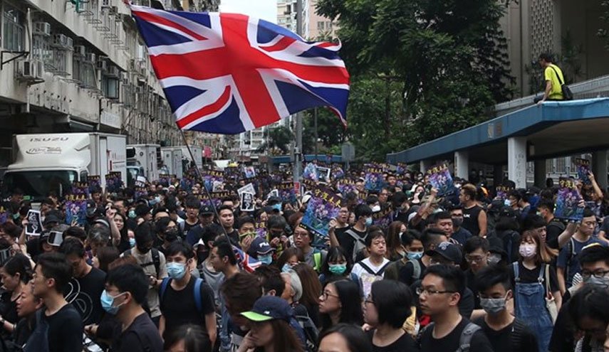 خطاب چین به معترضان هنگ کنگی پس از درخواست حمایت از لندن/ دست به دامان غرب نشوید آنها حتی قادر به حل و فصل مشکلات خود نیستند