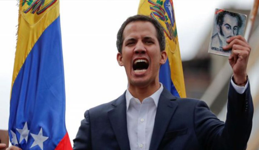 زعيم المعارضة الفنزويلي 'غوايدو' يؤكد تعرضه لإطلاق نار