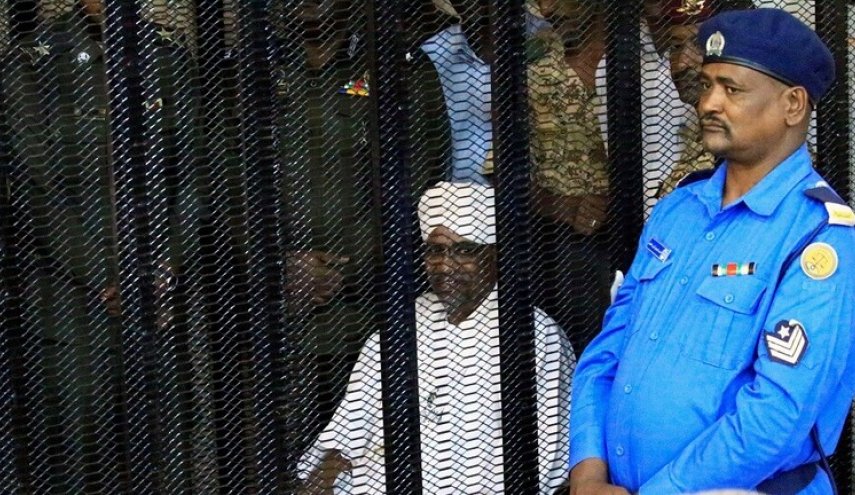 روزنامه سودانی: دستور بازداشت برادر عمر البشیر صادر شد