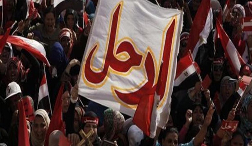 مطالبات برحيل السيسي.. هل تنتفض مصر من جديد؟