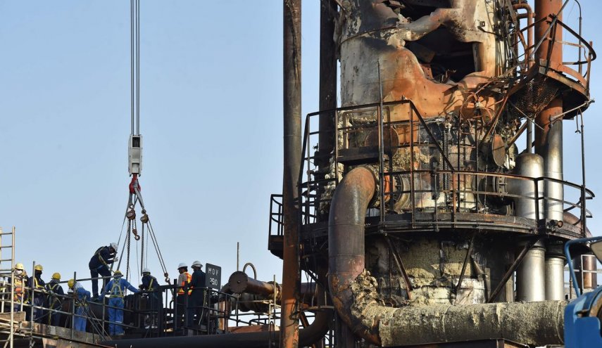 تقلای سعودی ها برای بازسازی تاسیسات نفتی آسیب دیده آرامکو