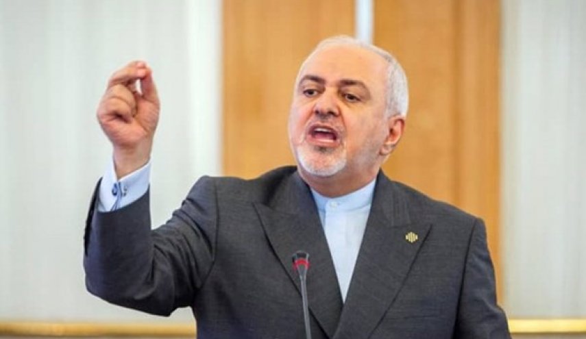 ظریف: ایران مقابل فشارهای اقتصادی آمریکا تسلیم نمی‌شود