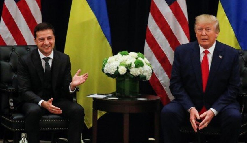زلنسکی: ترامپ قول داد کریمه را به اوکراین بازمی‌گرداند