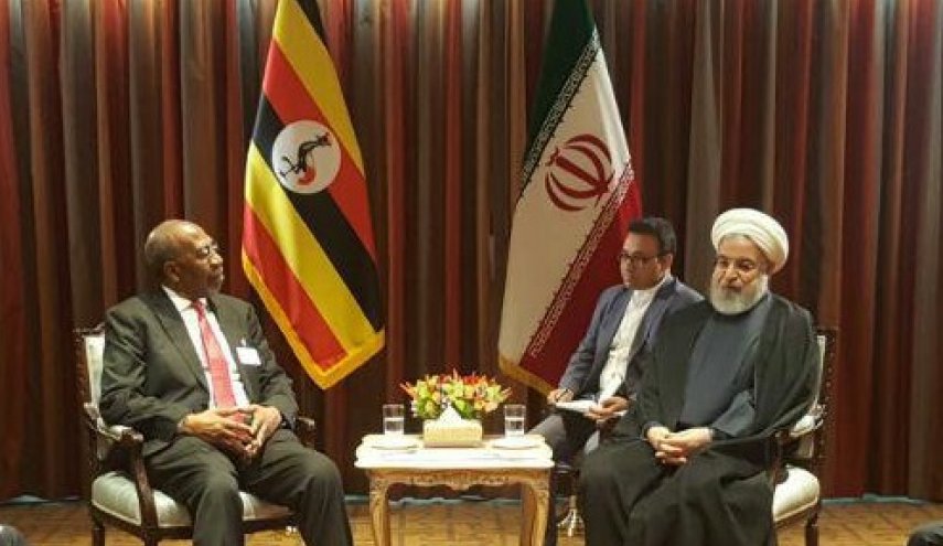  الرئيس روحاني يستقبل رئيس الوزراء الاوغندي