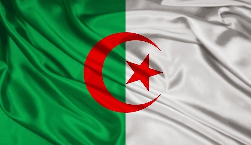 الرئاسة الجزائرية تعيد النظر في حركة الدبلوماسيين بسبب 