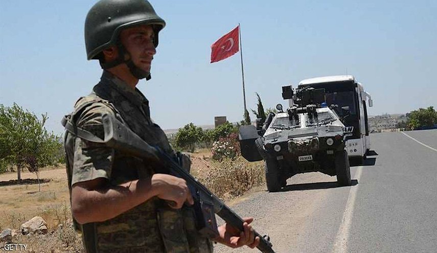 شرطة تركيا تقتل شابا سوريا على الشريط المحاذي مع إدلب