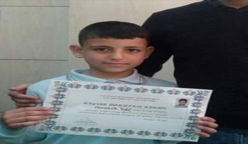 ضحية العنصرية..طفل سوري يشنق نفسه على باب مقبرة بتركيا
