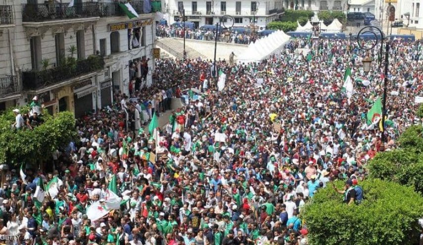 المعارضة السياسية في الجزائر تبحث عن مرشح 