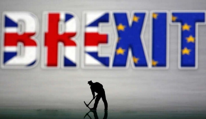 بريكست سيؤدي إلى ارتفاع كبير في العجز البريطاني