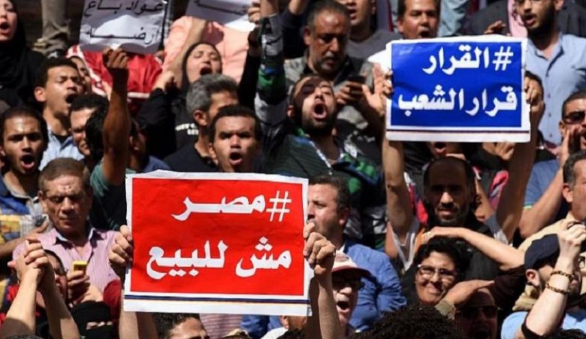 رئيس الوزراء المصري: لن نسمح للاحتجاجات بنشر الفوضى