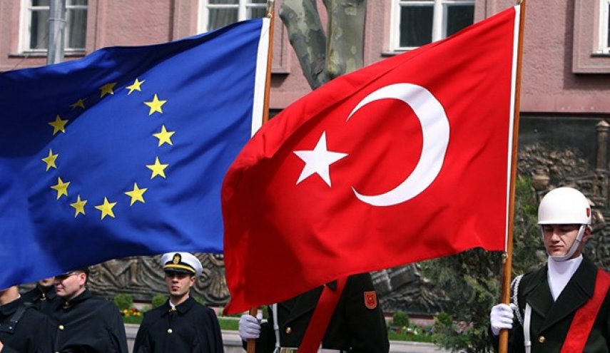 تجاوز ترکیه به سوریه | اتحادیه اروپا اعمال تحریم بر آنکارا را بررسی می‌کند